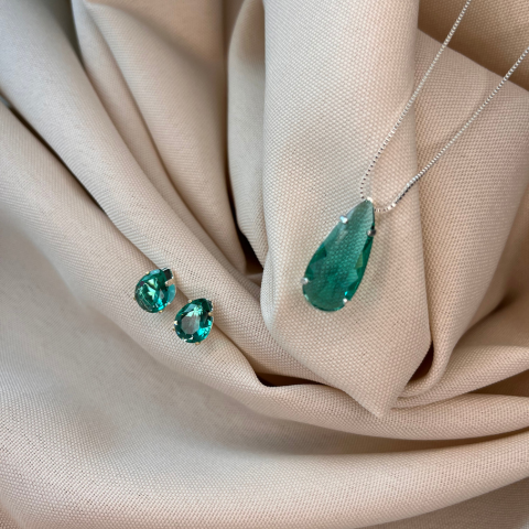 Conjunto Emerald Tear®