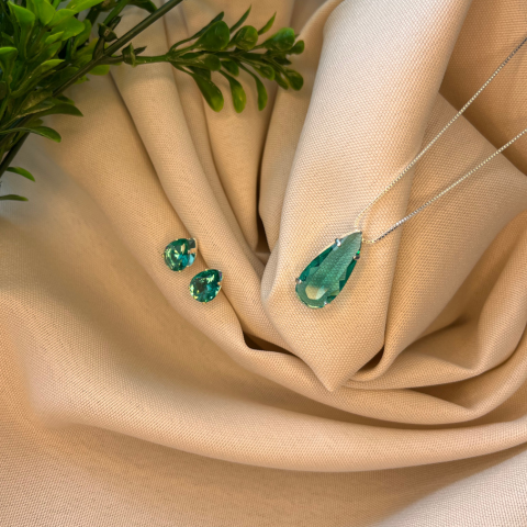 Conjunto Emerald Tear®